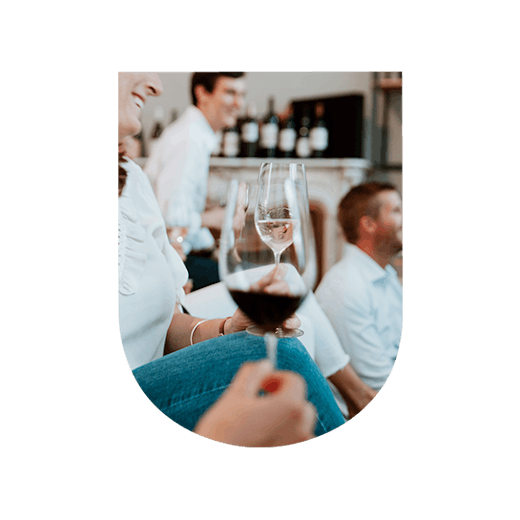 Idée cadeau amateur de vin : cours d’œnologie